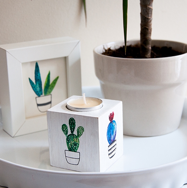 Picture of Cacti - Wooden Tealight  Holder