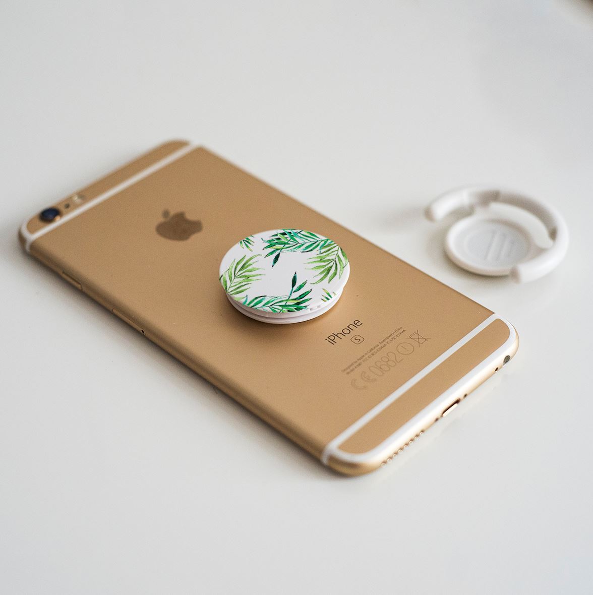 -Tropical leaves phone accessory extended | Dessi Designs. Dessi Designs